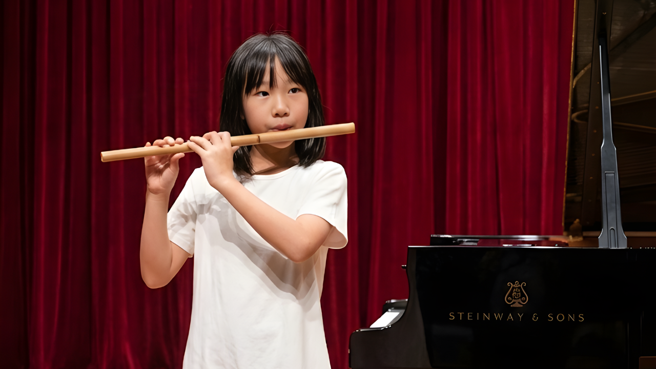 LỚP HỌC SÁO CHO NGƯỜI LỚN